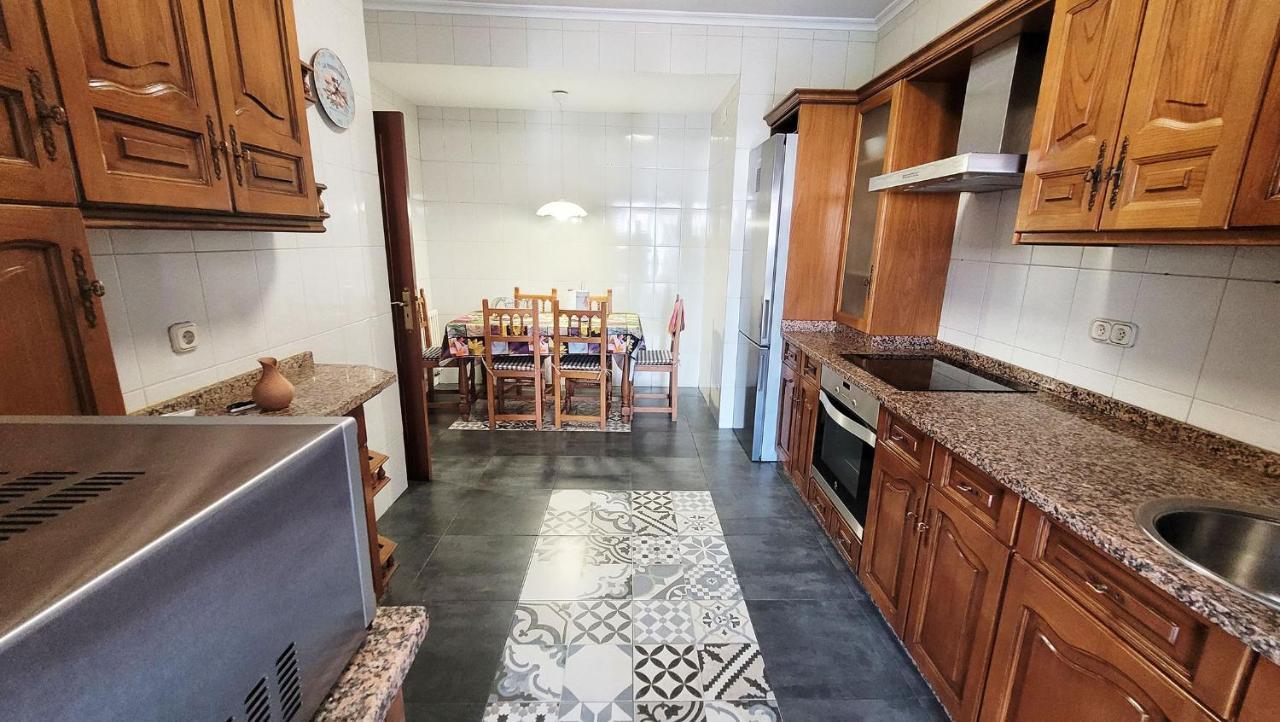 Apartamento El Hogar De Todos Ourense Exterior foto