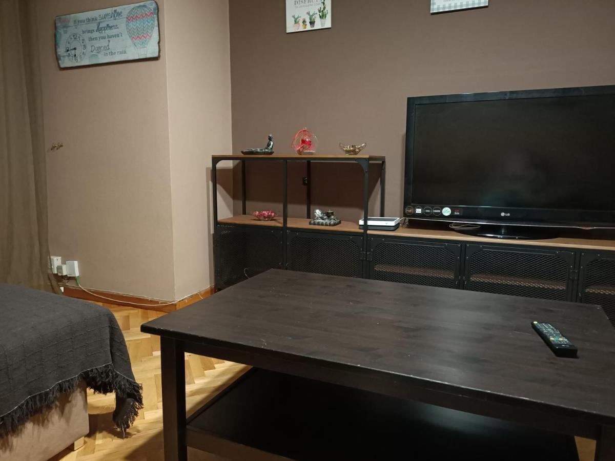 Apartamento El Hogar De Todos Ourense Exterior foto